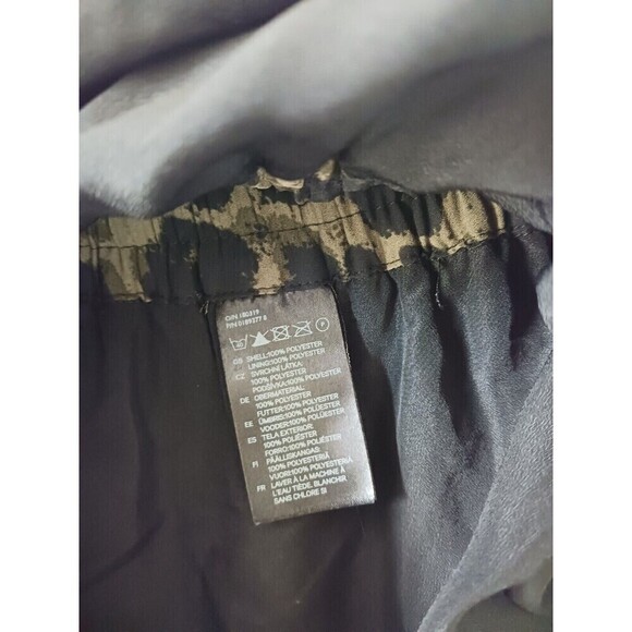 H&M Knee Length Pleated Skirt Green Black Animal Print Elastic Waist Size M - Picture 4 of 4